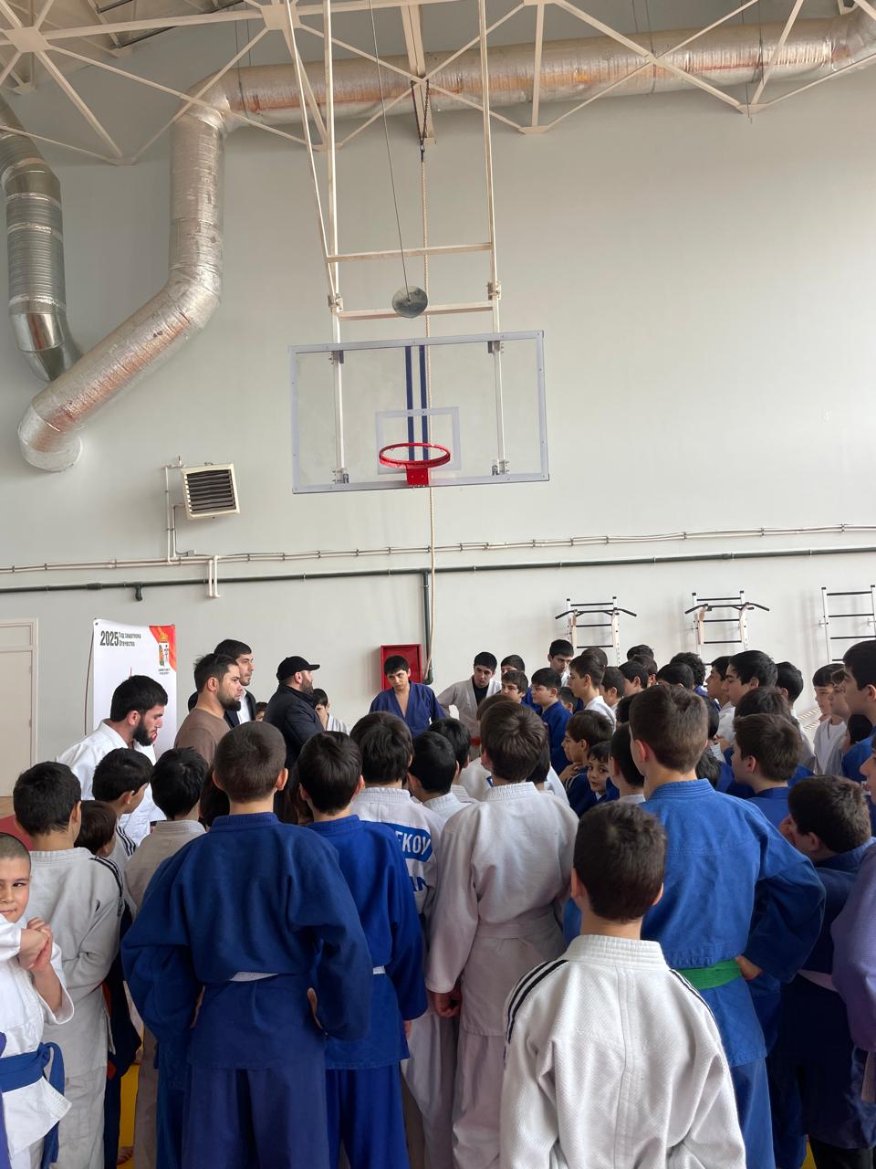  В администрации Дербента проверили реализацию мероприятий по противодействию идеологии терроризма